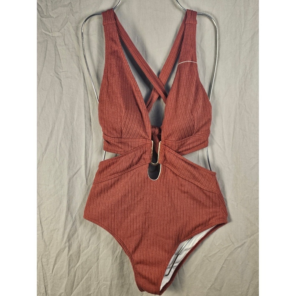 Modihito Rust Brown Ribbed Cutout One Piece Swimsuit Gold Ring Detail Size M NEW